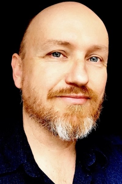 et billede af Drew Fairley