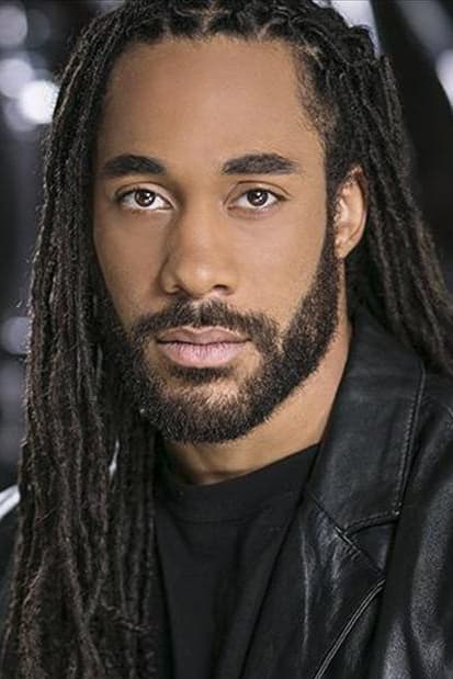 et billede af Luke Robinson