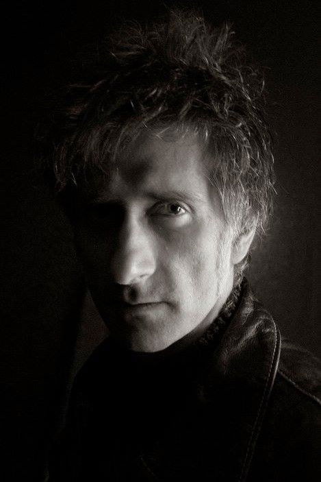 et billede af Adelino Tavares