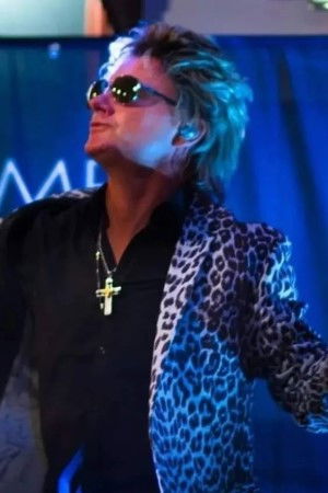 et billede af James Frew