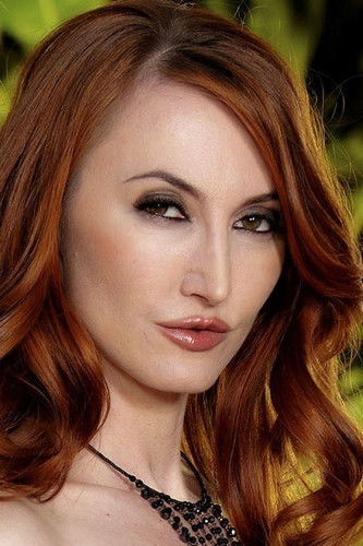 et billede af Kendra James