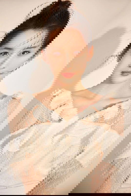 Jing Ruyang's picture in the cast