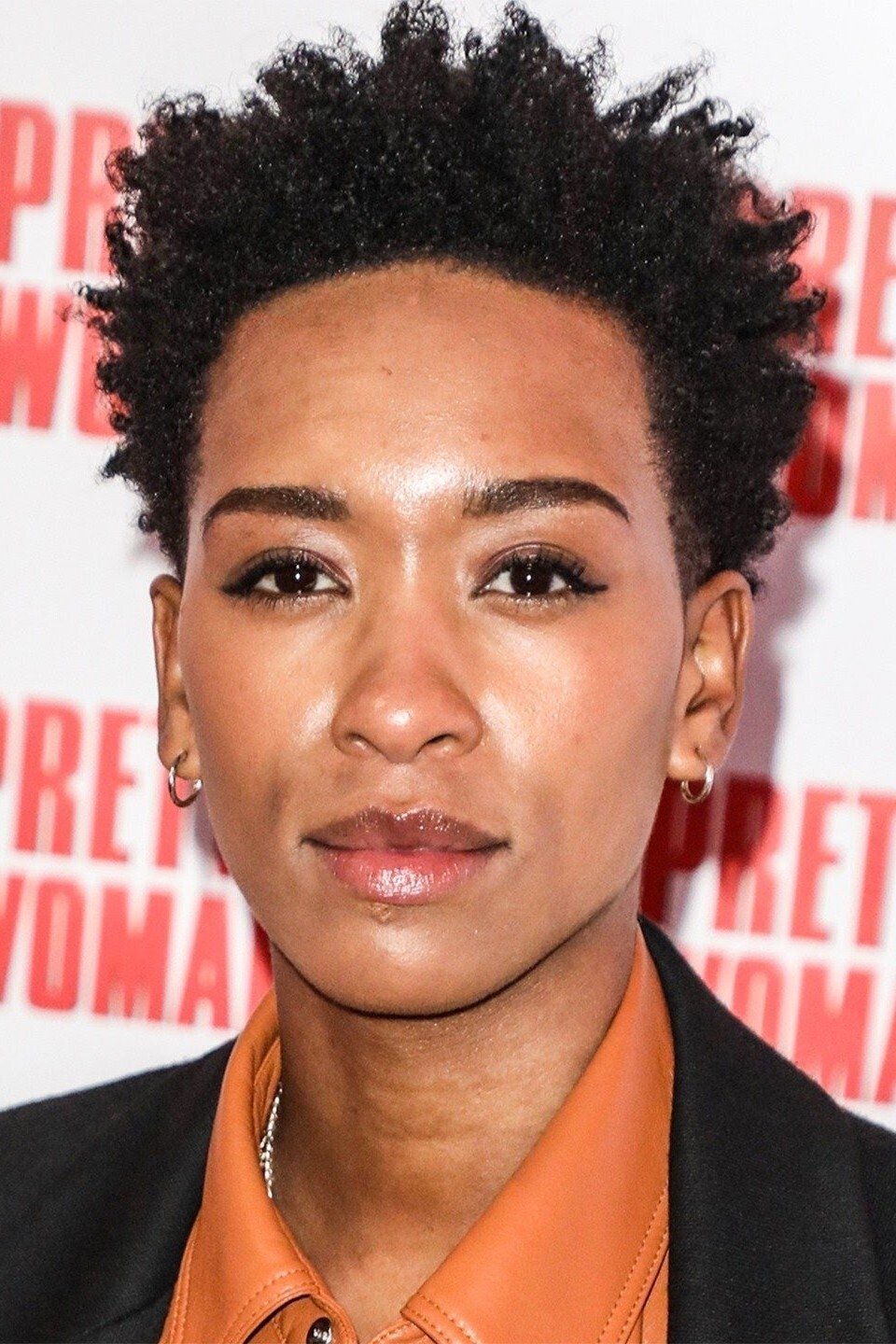 et billede af Genesis Lynea