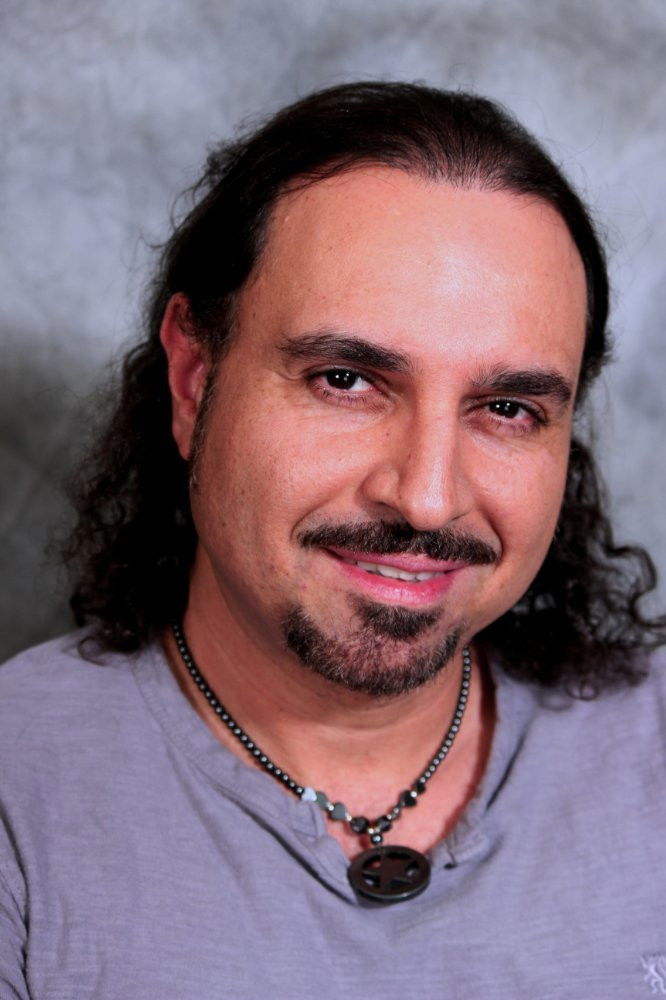 et billede af Sam Osman