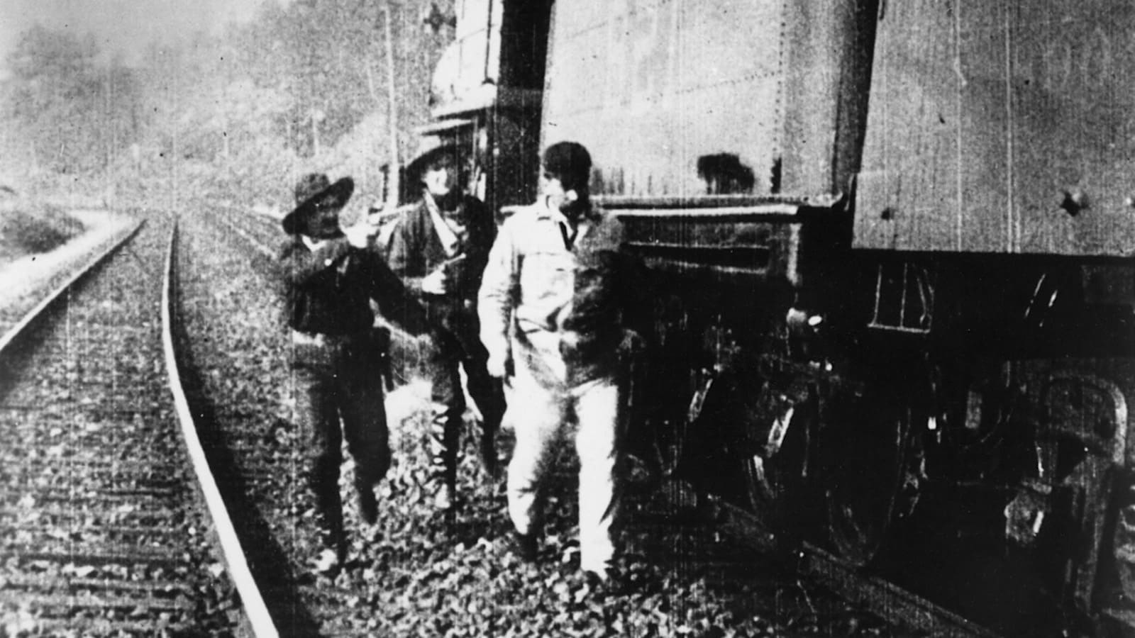 The Great Train Robbery (1903)