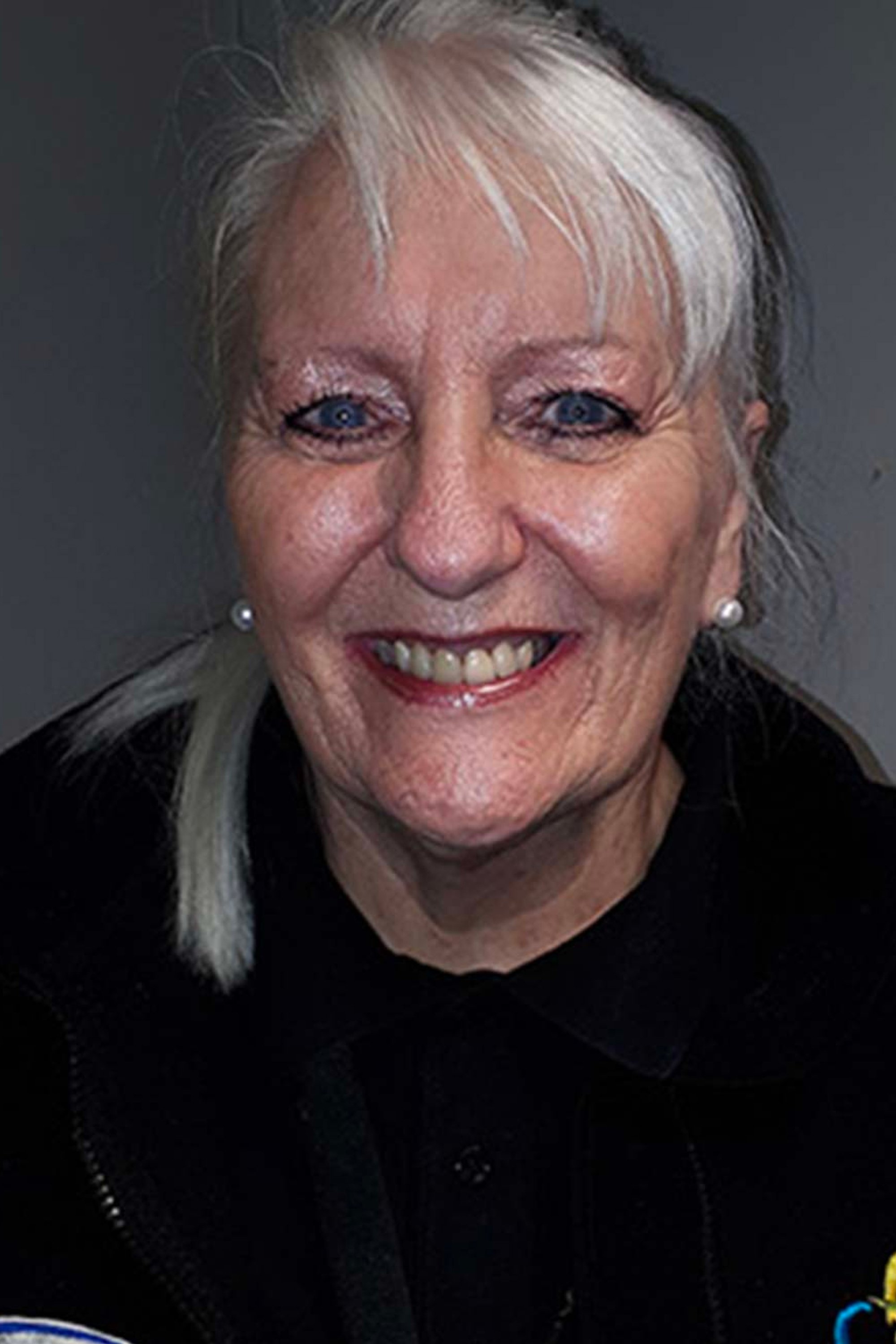 Carol Wilson's picture in the cast