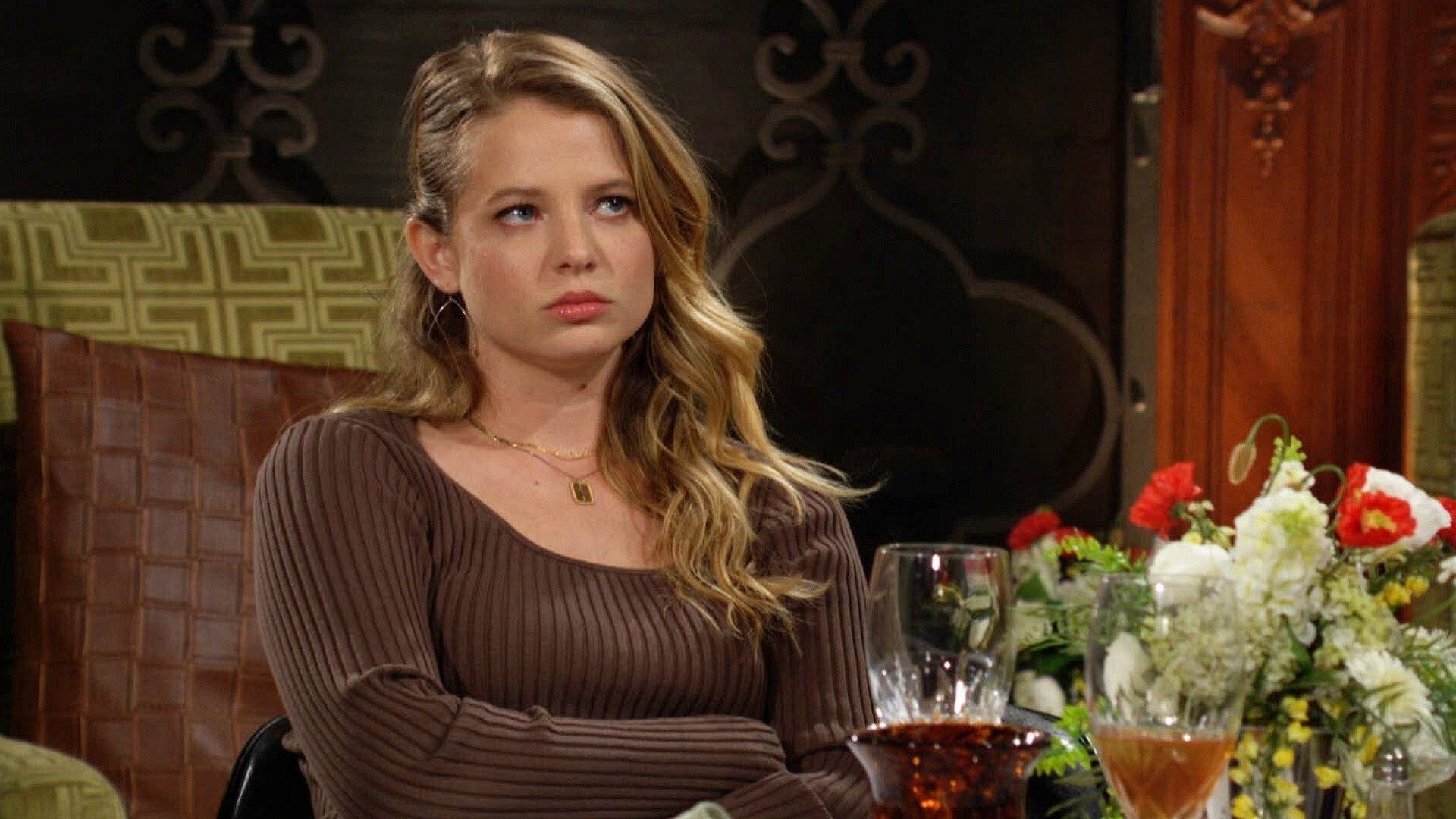 The Young and the Restless 50x164