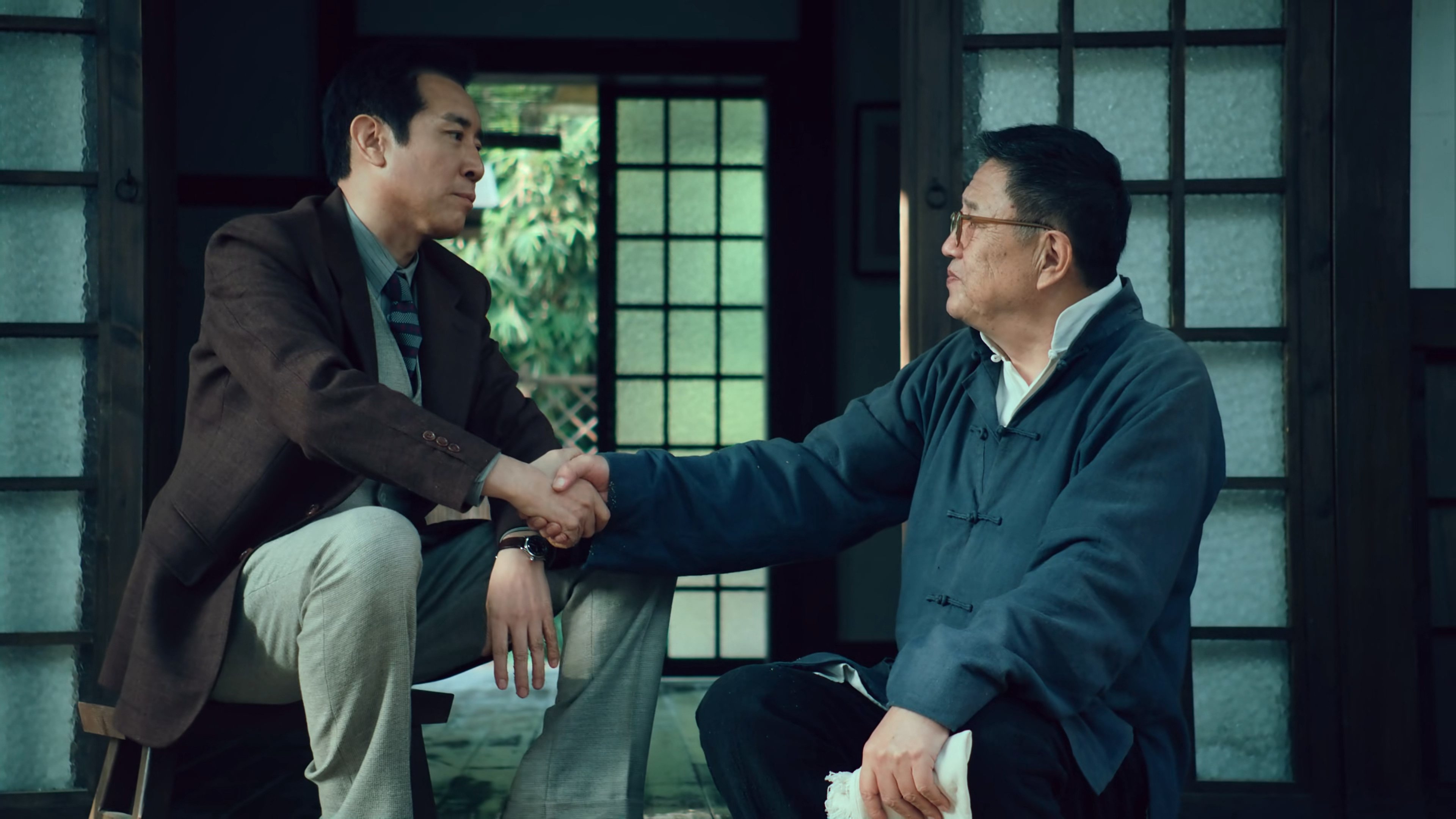 Episode 2 吴石和交通员接头被监视