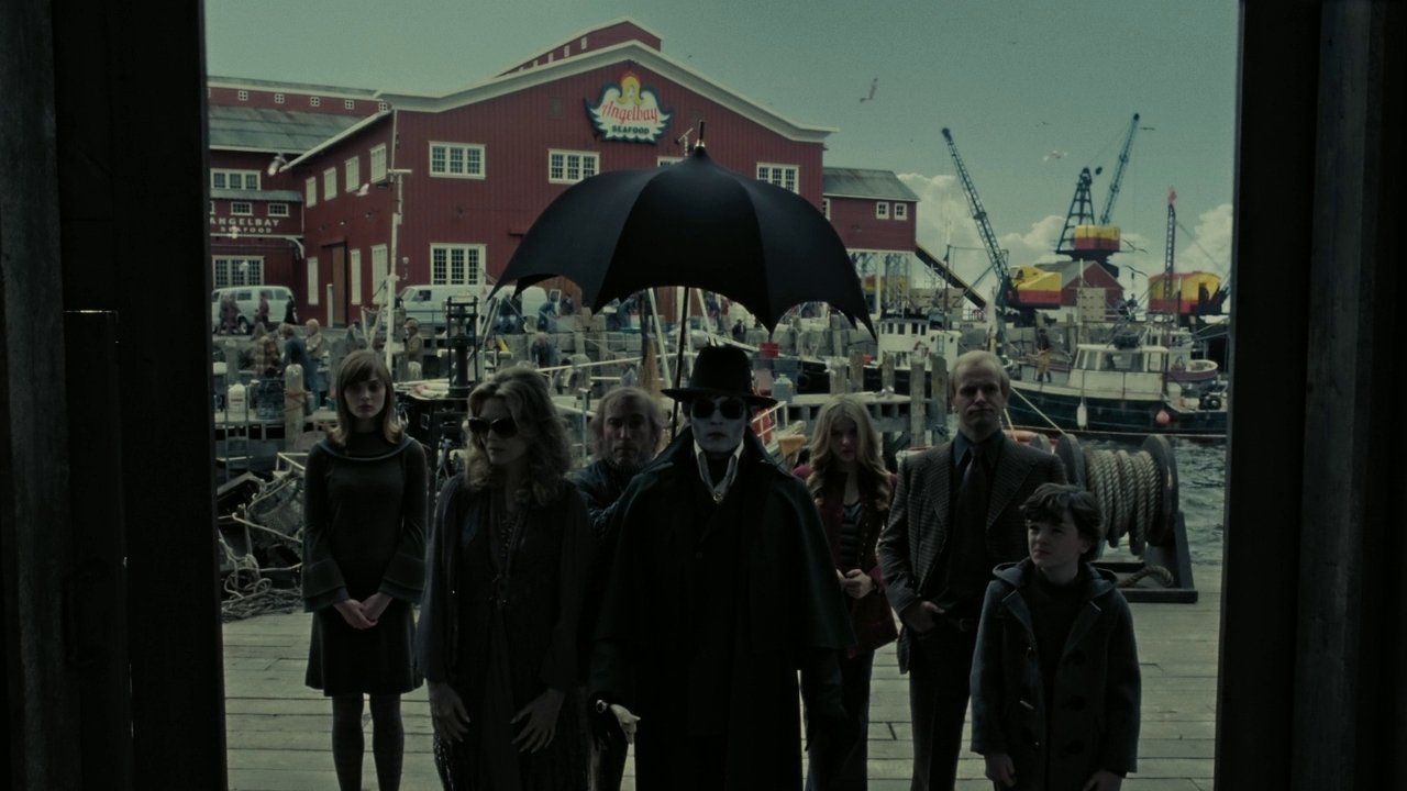 Dark Shadows (2012)