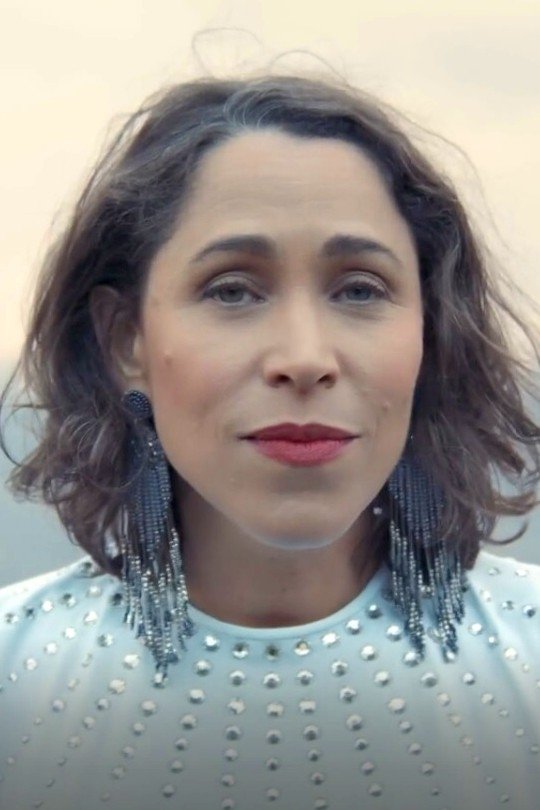 et billede af China Forbes