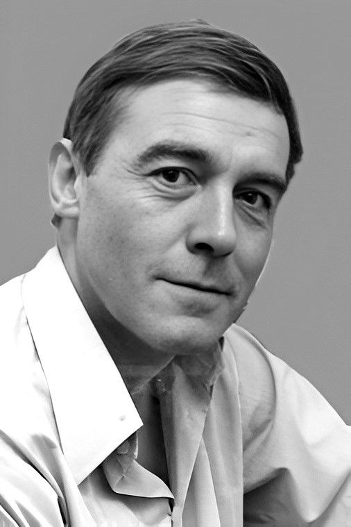 et billede af Michael Jayston