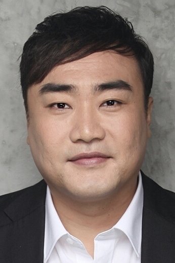 et billede af Kim Sung-kang