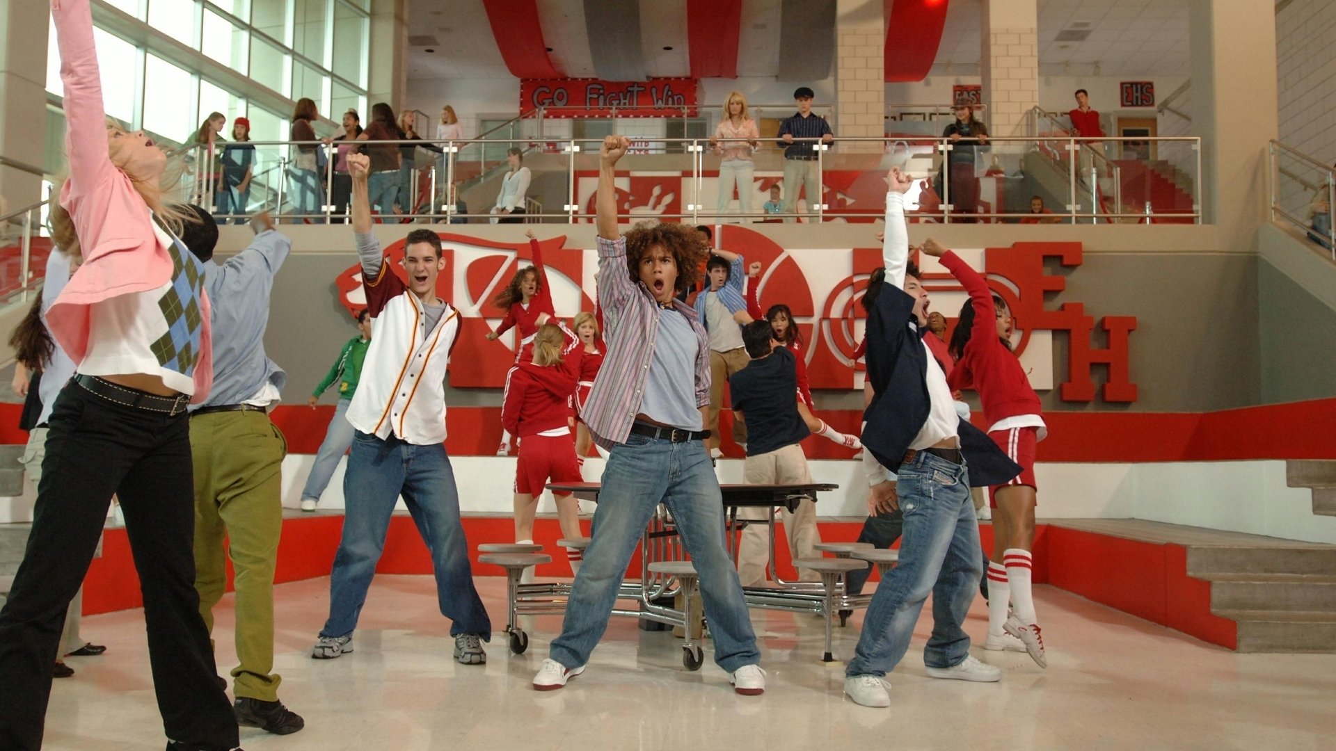 High School Musical : Premiers pas sur scène (2006)