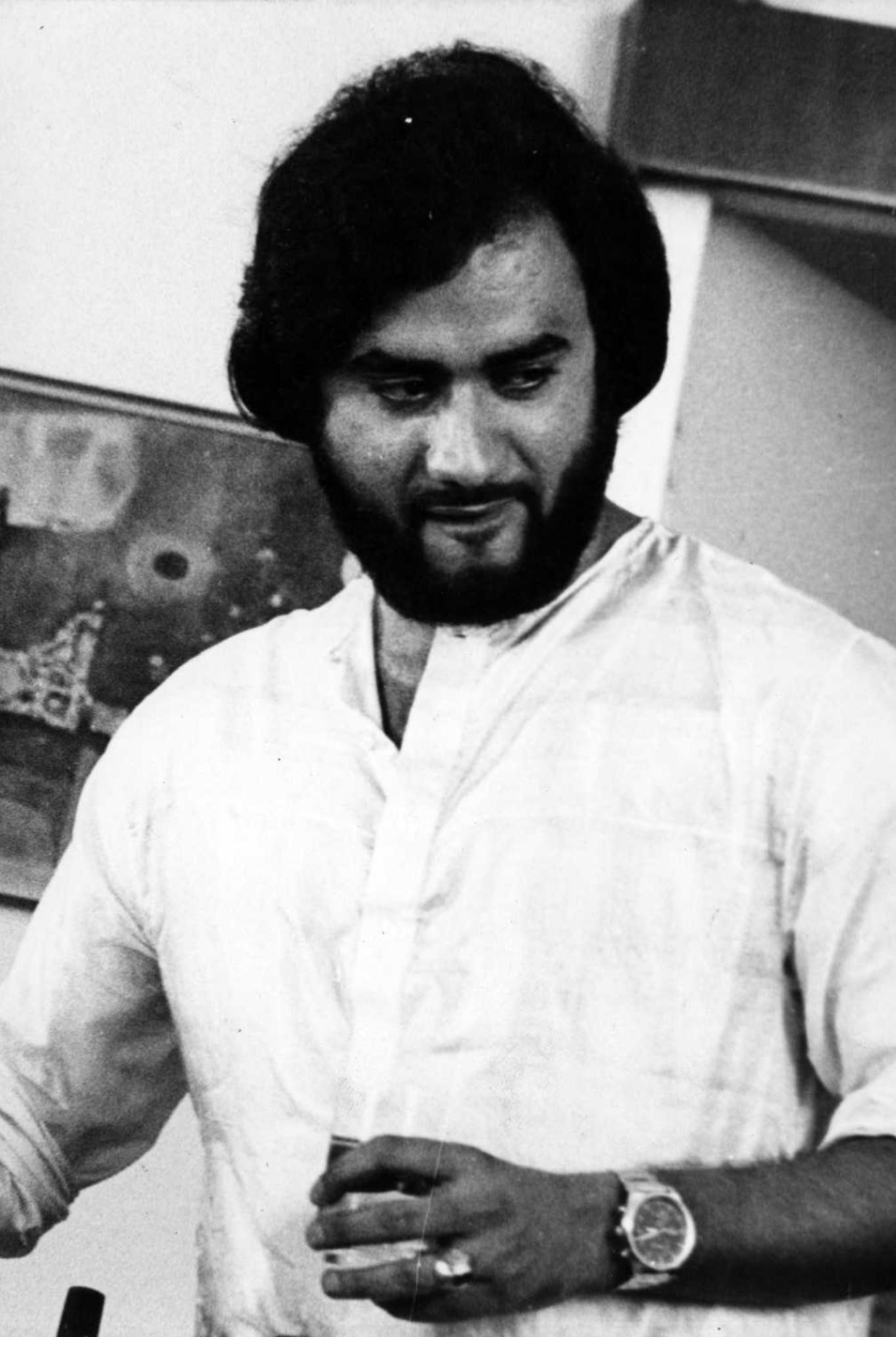 et billede af Dinesh Thakur