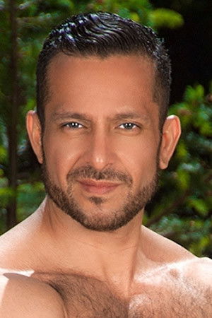 et billede af Adam Champ