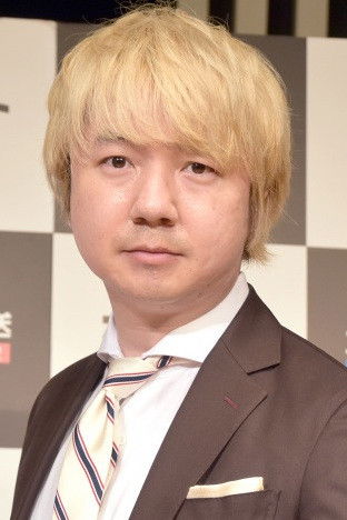 et billede af Shuji Aida