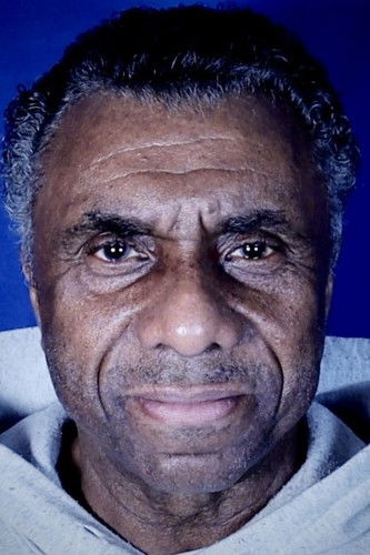 et billede af Tedroy Newell