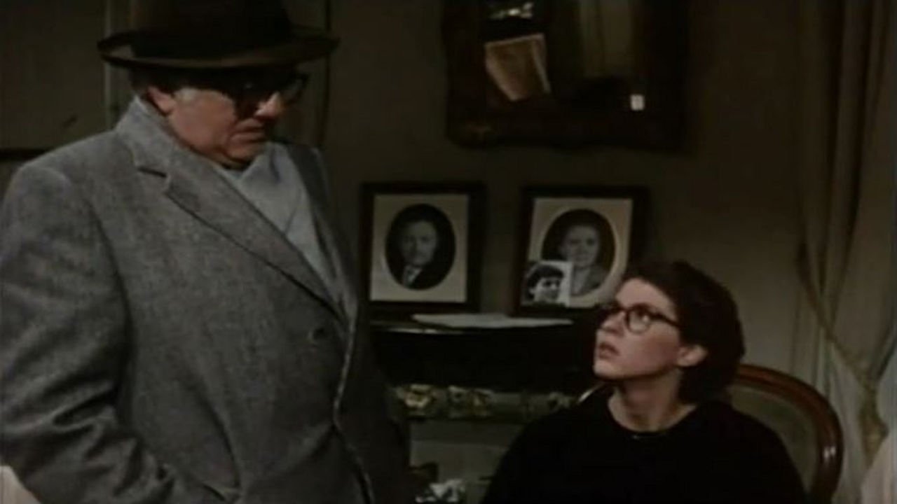 Les Enquêtes du commissaire Maigret - Maigret et la vieille dame de Bayeux