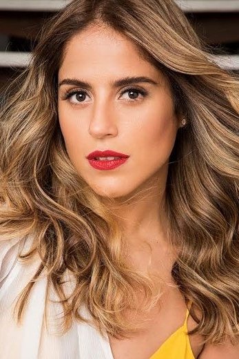 Camilla Camargo's picture in the cast
