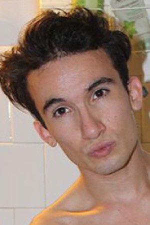 et billede af Bae Cupid