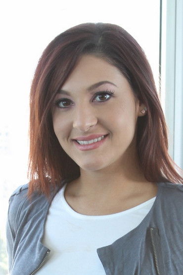 et billede af Nikki Chase