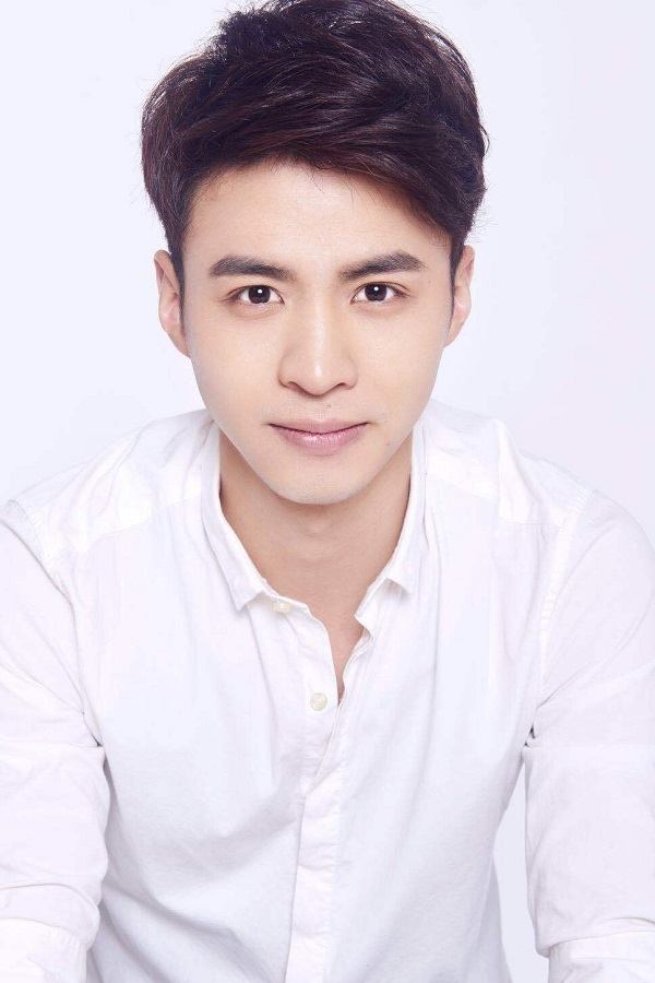 Ye Tian's picture in the cast