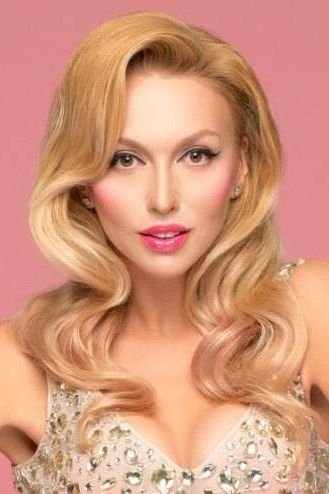Olia Poliakova's picture in the cast