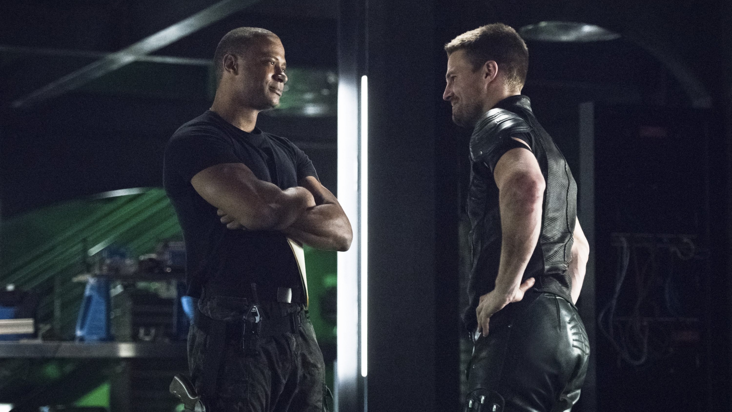 Arrow Season 4 :Episode 7  Brotherhood