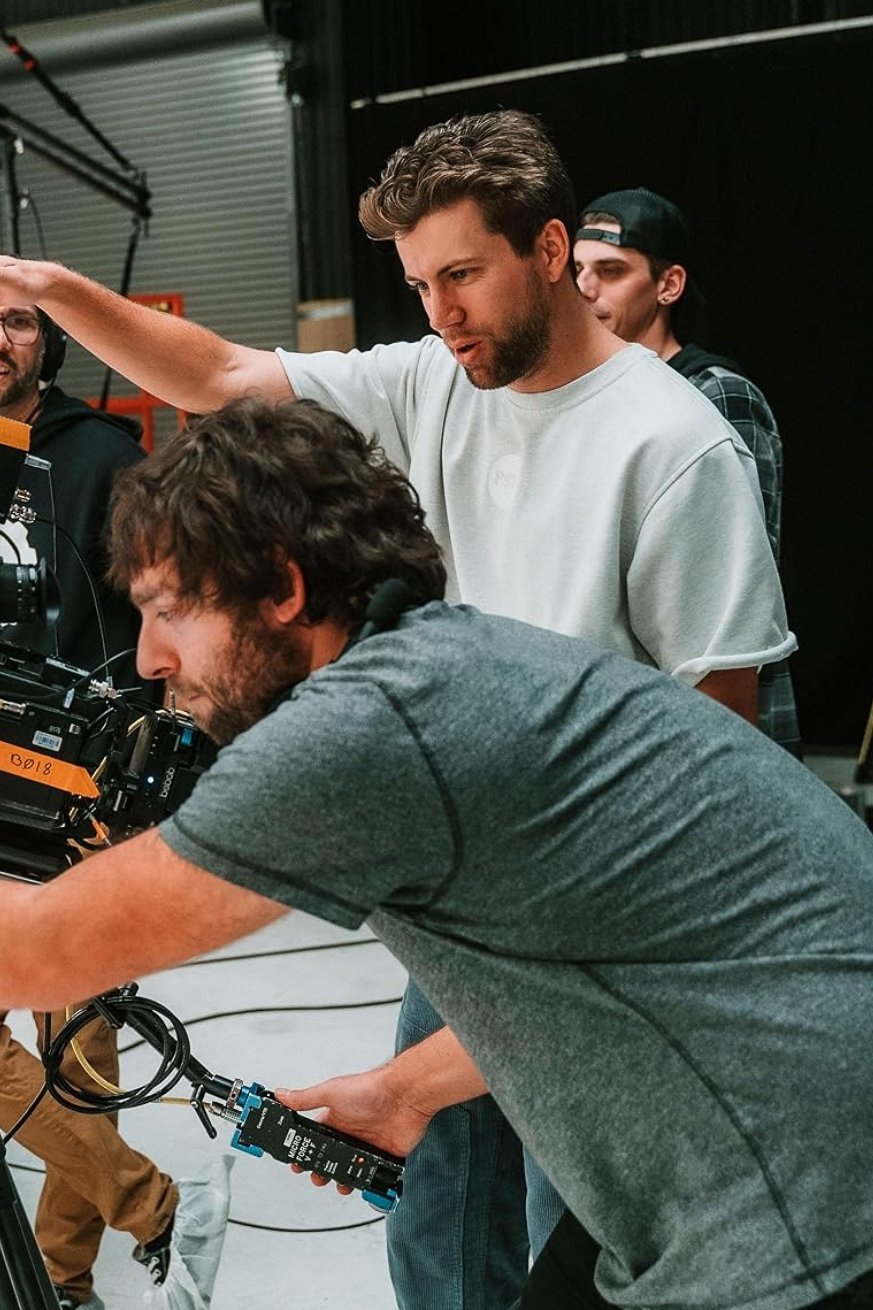 Garrett Nicholson | Director