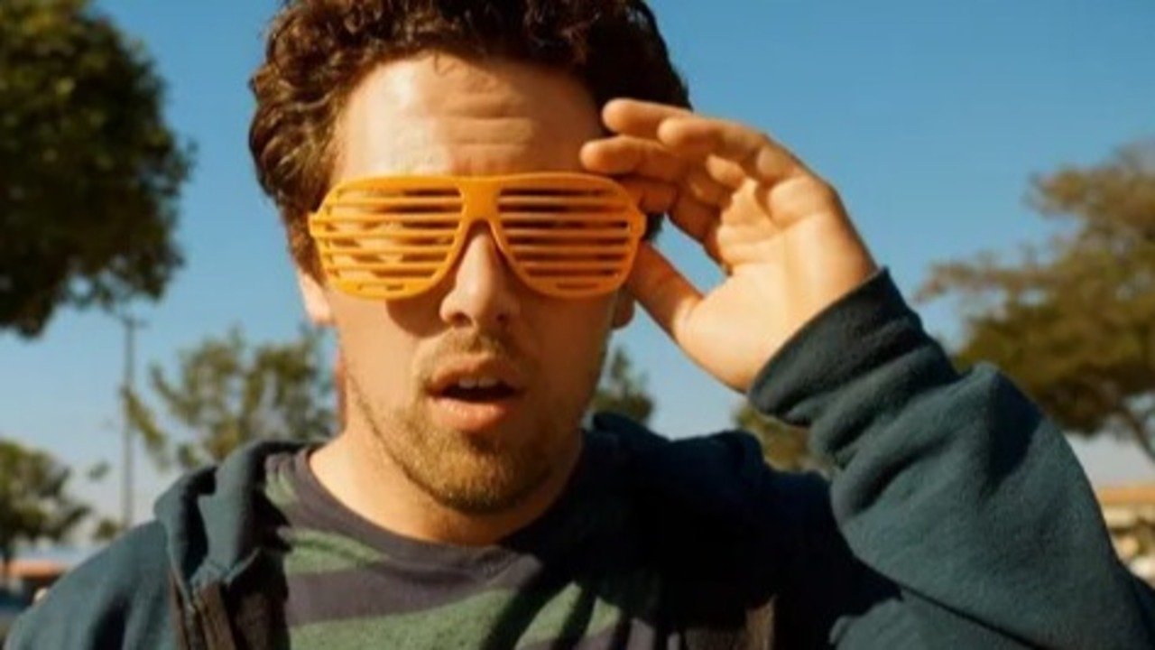 Oliver, Stoned. (2015)