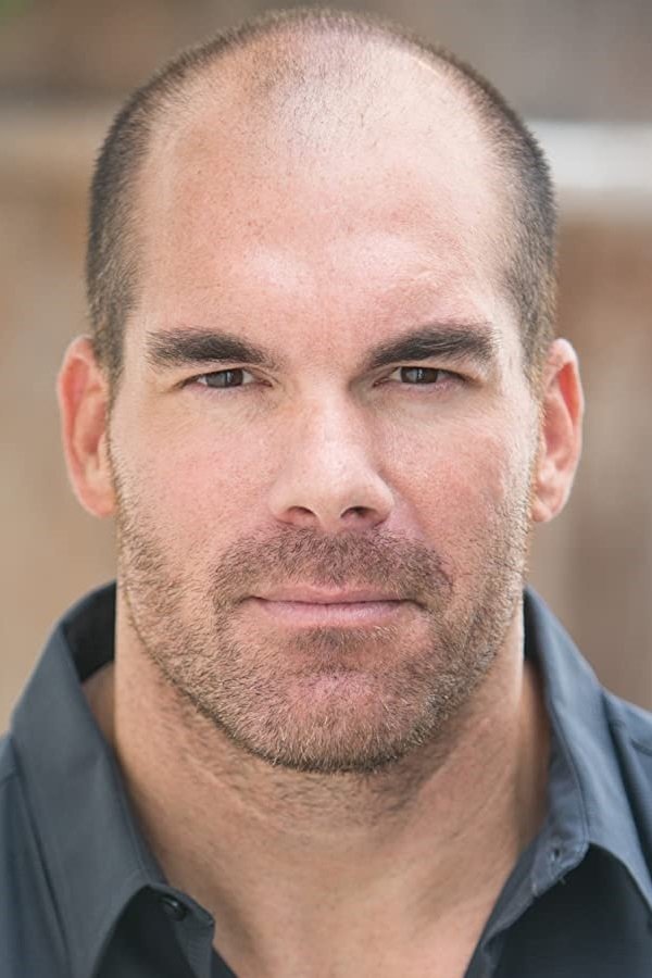 et billede af Brandon Molale