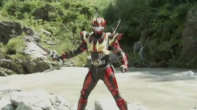 Kamen Rider Season 15 :Episode 33  Armed Saber