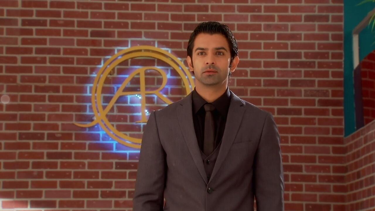 Iss Pyaar Ko Kya Naam Doon?