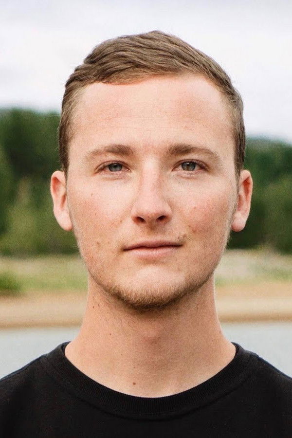 et billede af Kraig Adams