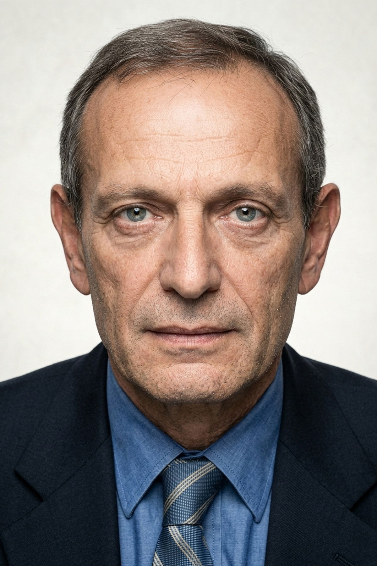 et billede af Kunt Tulgar