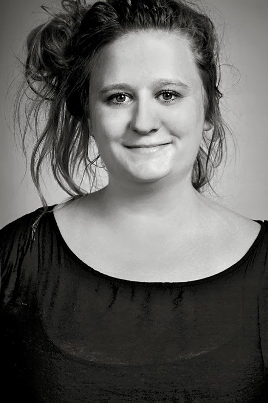 et billede af Nóra Rainer-Micsinyei