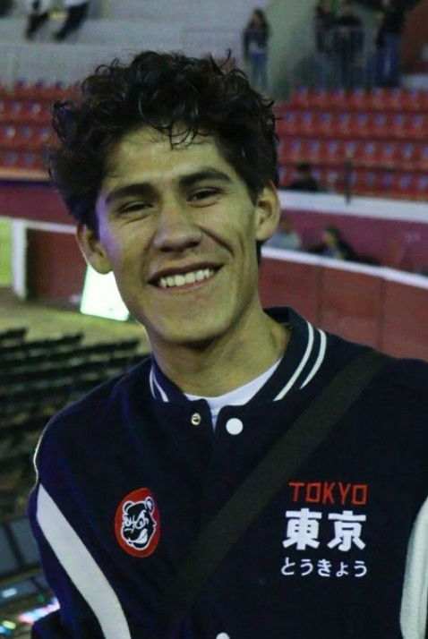 et billede af Byron Flores