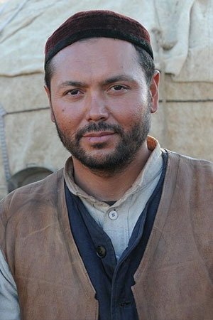Baihetiyaer Eziz's picture in the cast