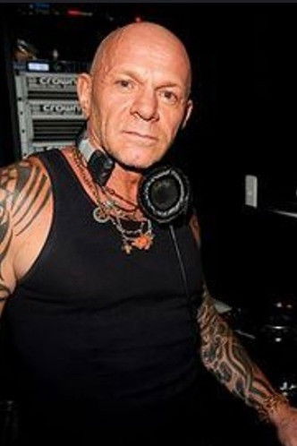 et billede af Junior Vasquez