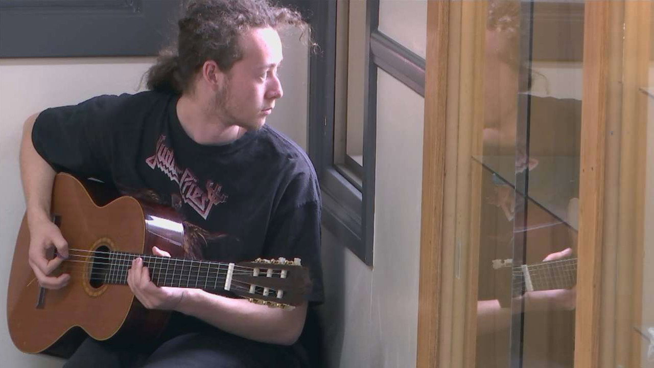 This is High School S01E02 backdrop