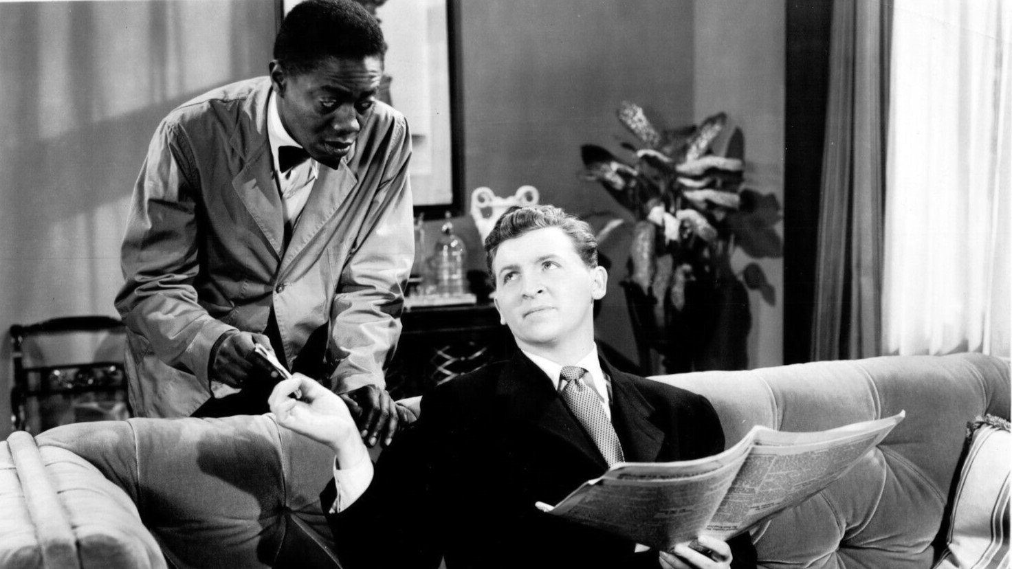Hold That Blonde! (1945)