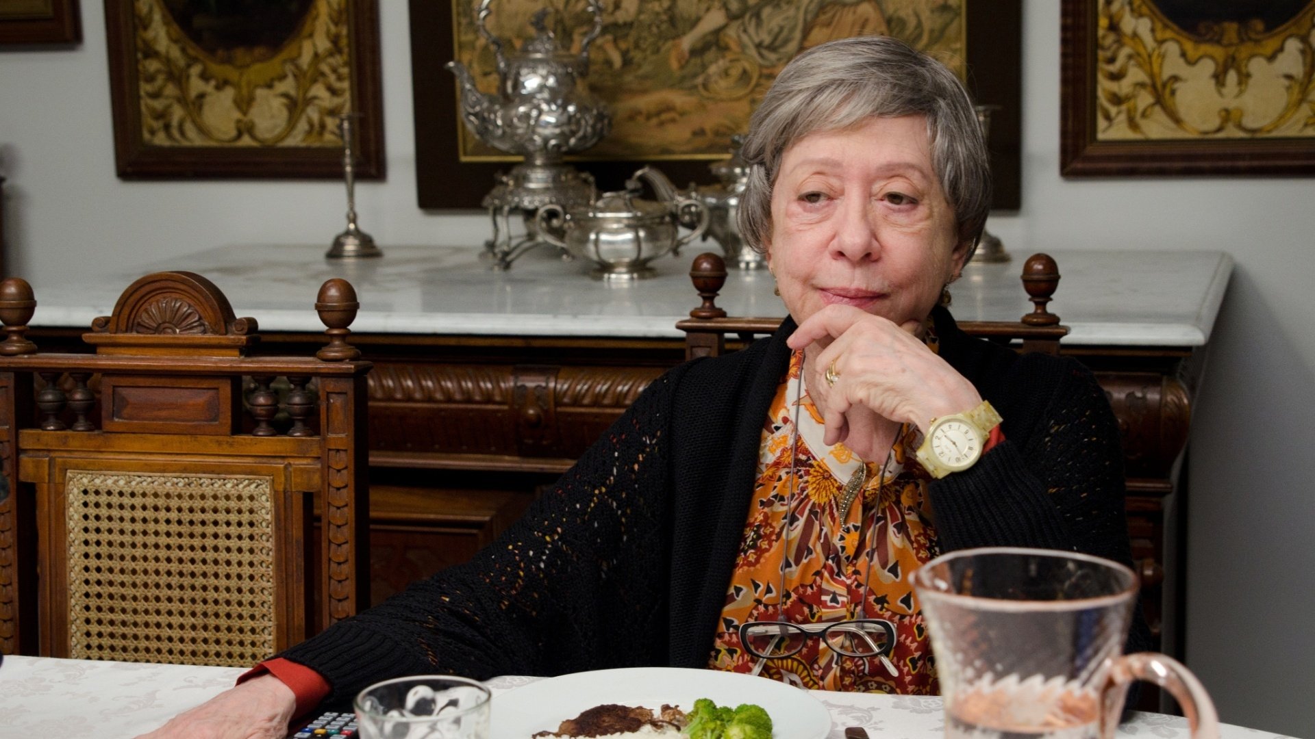 Sweet Mother (2012)