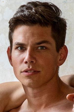 et billede af Adam Archuleta