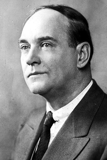 et billede af Hugh Cameron