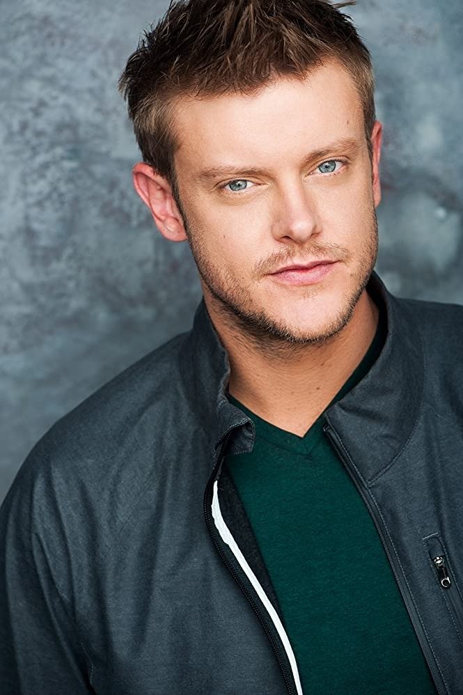 et billede af Dane Davenport