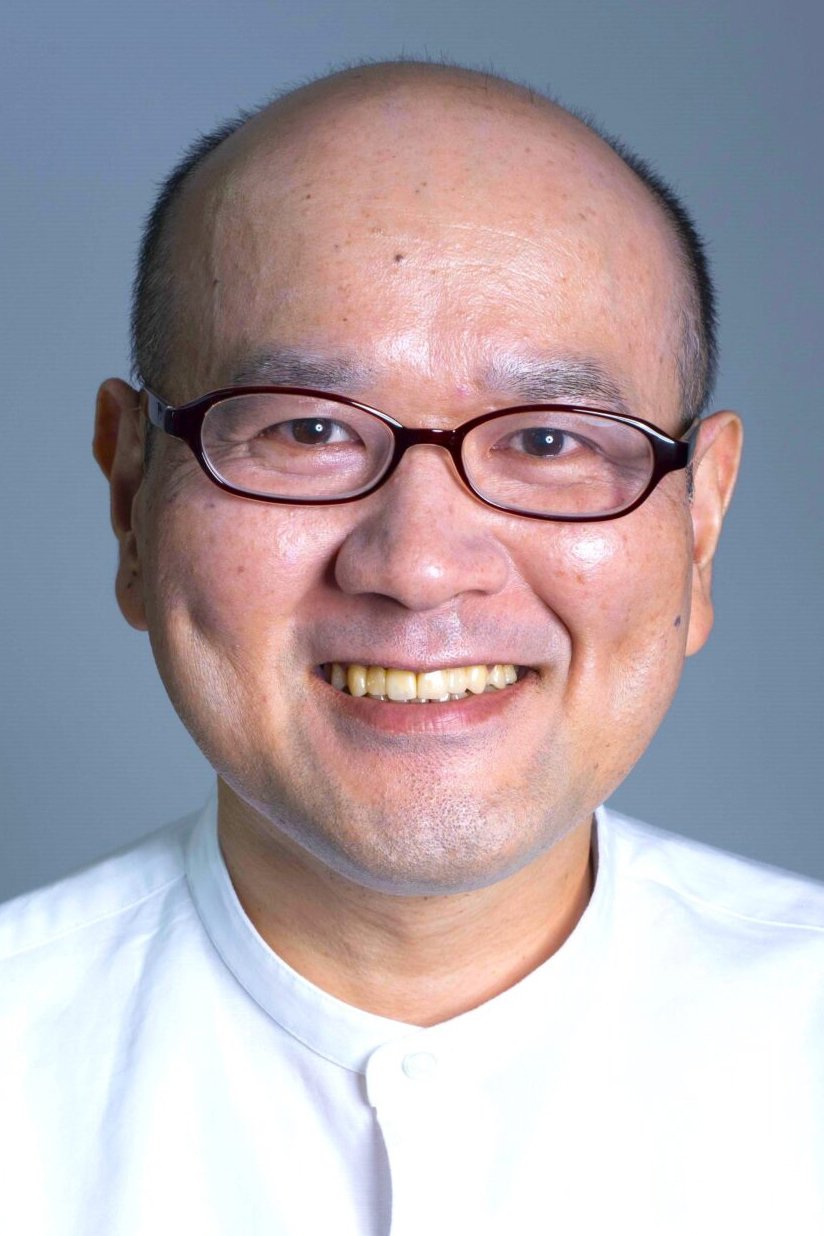 鈴木理学's picture in the cast