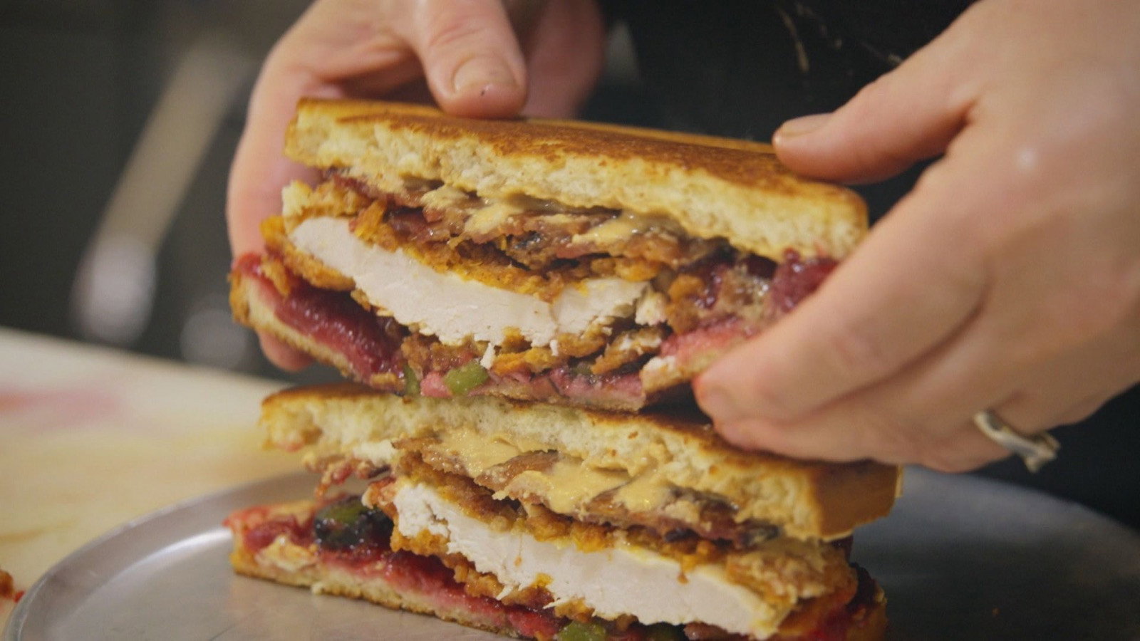 Big Food Bucket List S02E02 backdrop