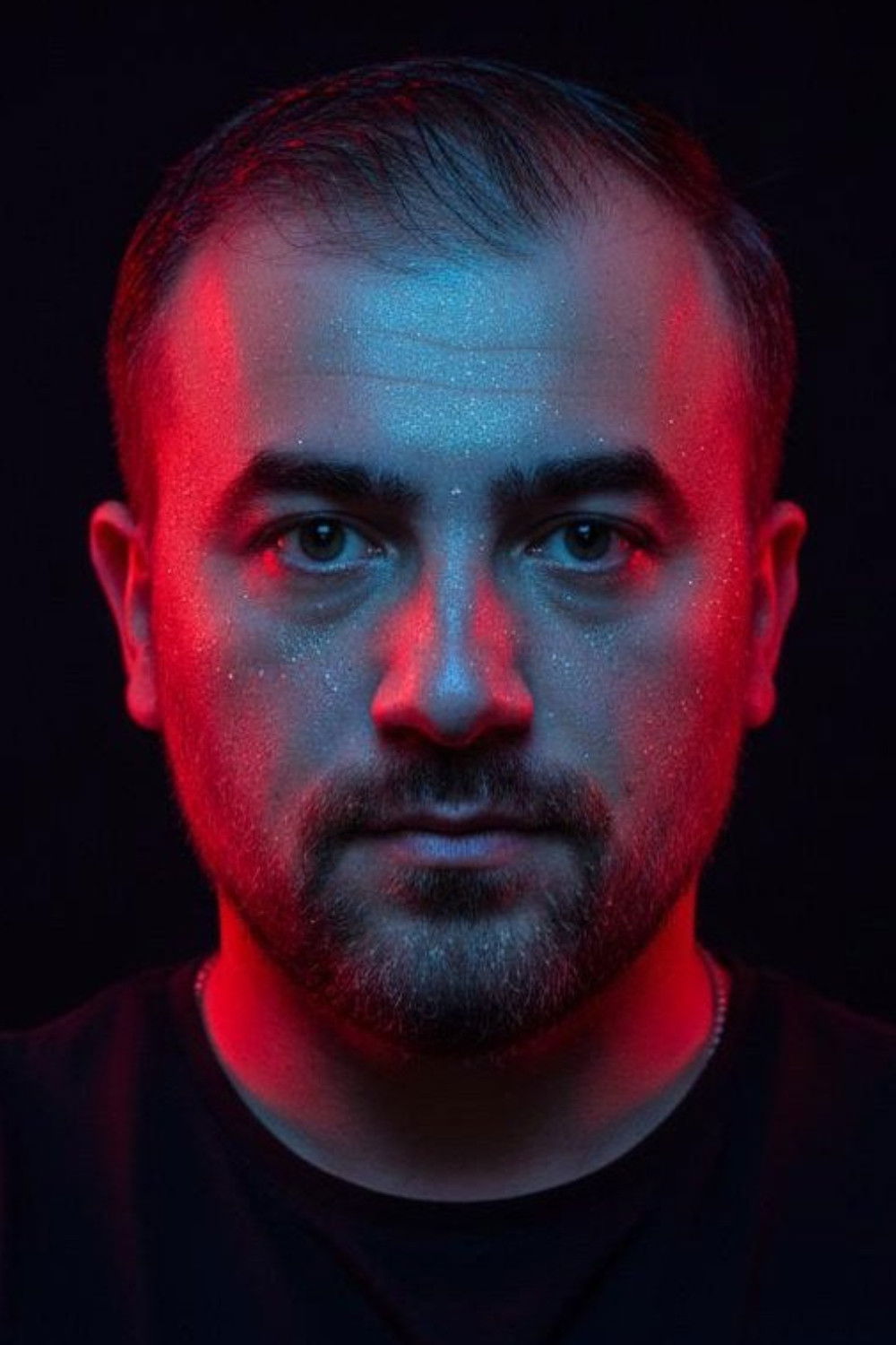 Profile Erkan Yüce with character Hıdır