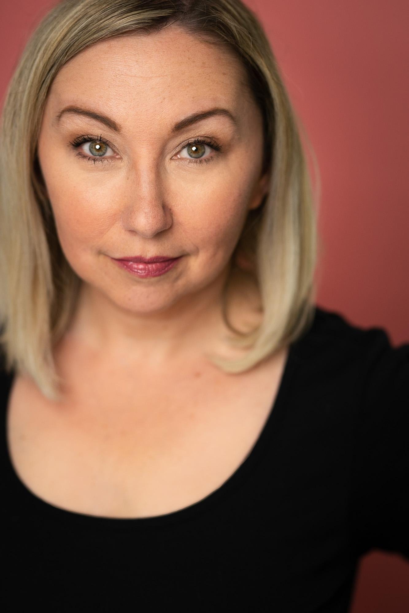 et billede af Catriona Leger