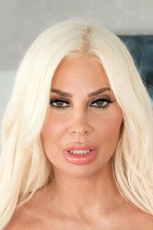 et billede af Skyler Nicole